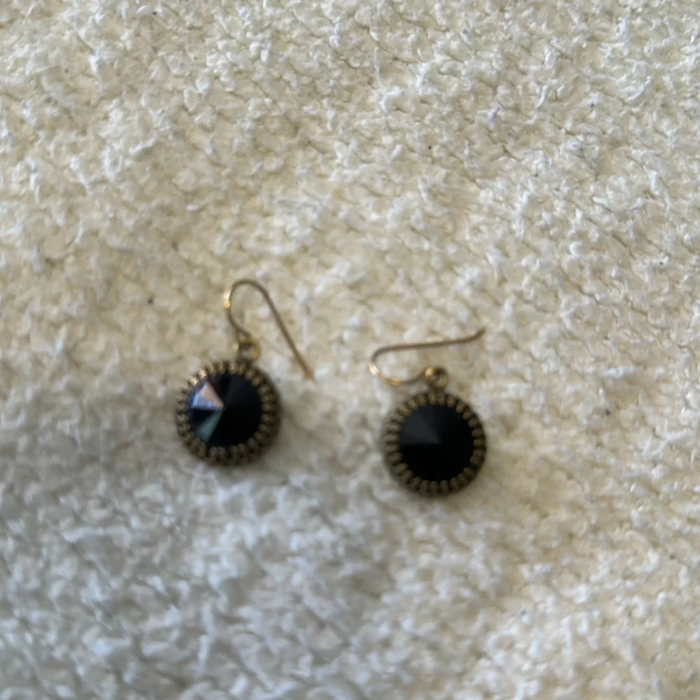 Black and Bronze Dangle Earrings - Picture 2 of 3